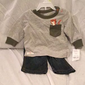Q....Carters 2 piece